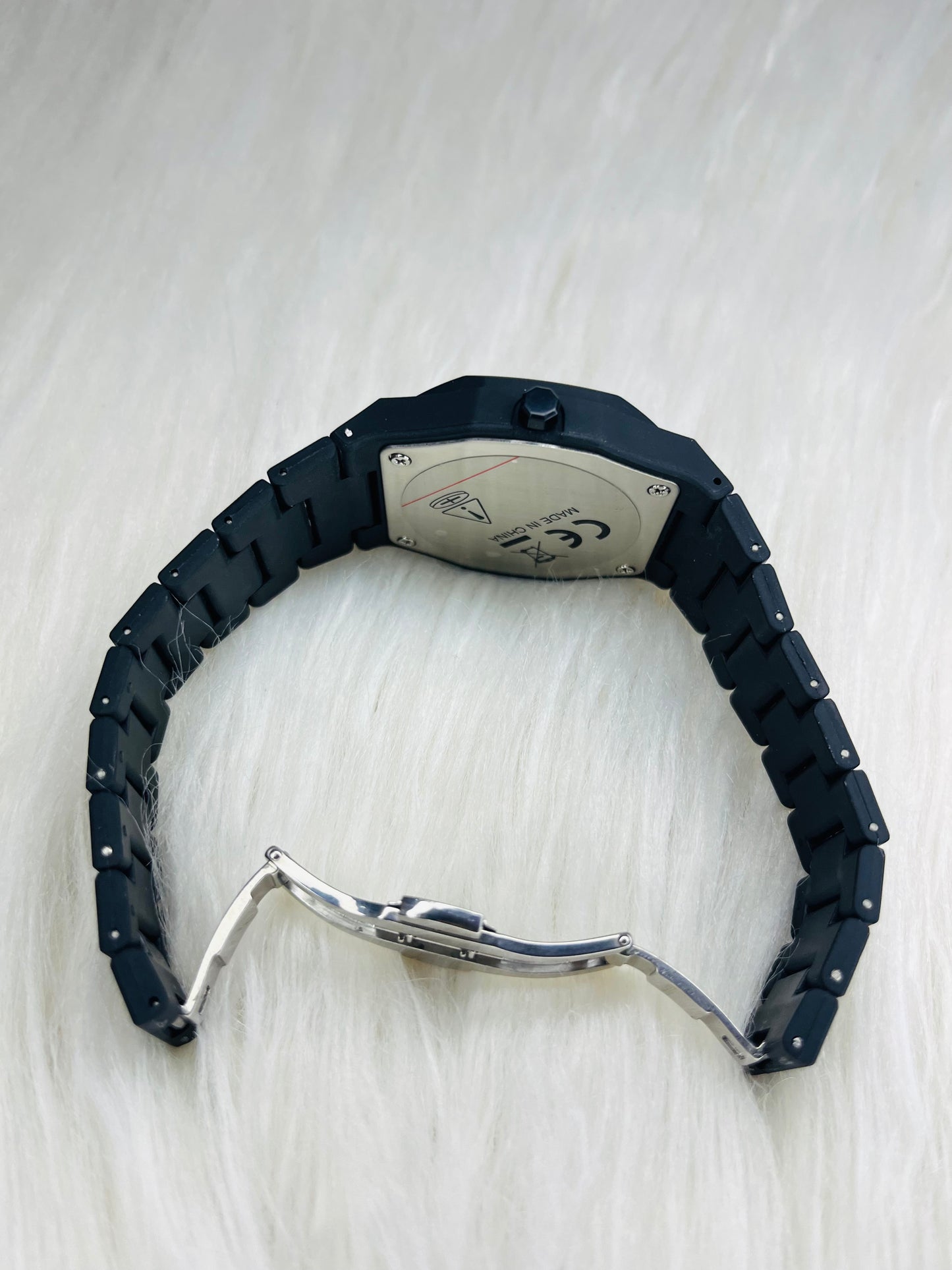 Black Arabic Aura watch